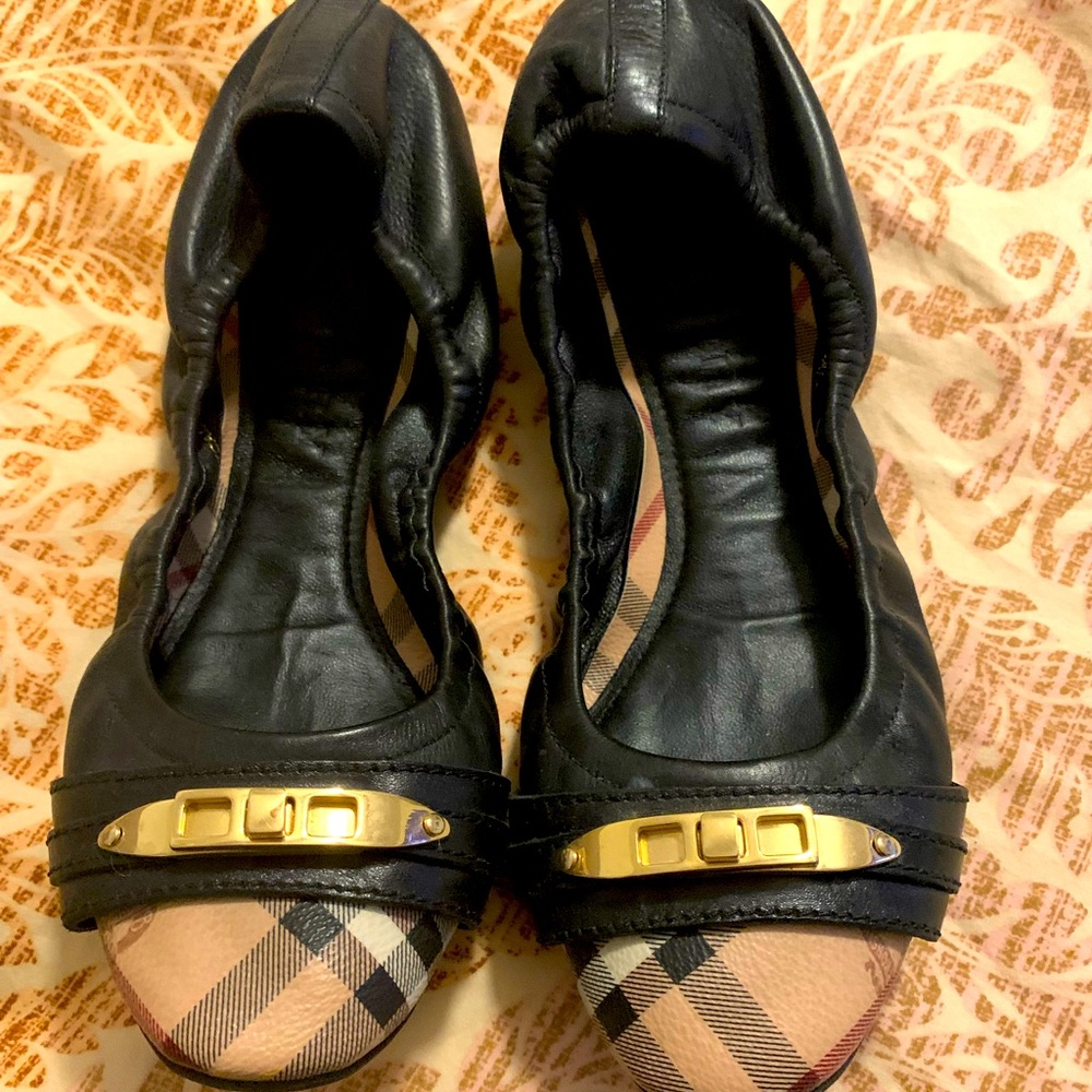 Burberry Flats